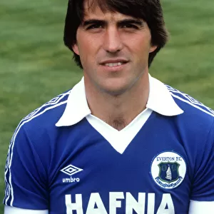 Former Players & Staff Canvas Print Collection: Bob Latchford