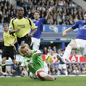 Everton v Manchester City Andrew Johnson and Manchester Citys Nick Weaver