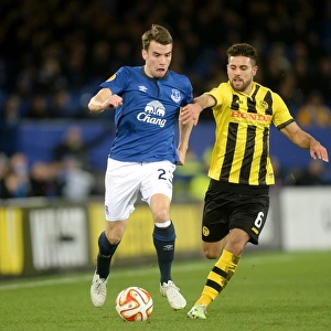 UEFA Europa League Jigsaw Puzzle Collection: UEFA Europa League - Round of 32 - Second Leg - Everton v BSC Young Boys - Goodison Park