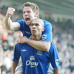 Everton's Dramatic Comeback: 2-2 Draw Against Southampton (06-02-05)