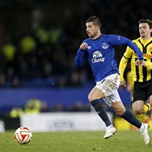 Everton's Kevin Mirallas in Action: Europa League Showdown vs BSC Young Boys at Goodison Park