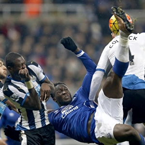 Everton's Lukaku Goes for Overhead Kick Against Newcastle at St. James Park