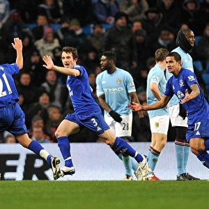 Premier League Collection: 20 December 2010 Manchester City v Everton