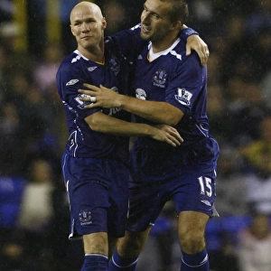 Everton's Unforgettable Triumph: Alan Stubbs and Andrew Johnson's Goal Celebration (07/08) - Everton FC vs. Tottenham Hotspur