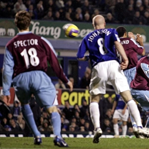 Football - Everton v West Ham United FA Barclays Premiership - Goodison Park - 3 / 12 / 06 Leon Osman sc