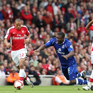 Intense Rivalry: Yakubu vs Song Battle at Emirates Stadium - Arsenal vs Everton, Barclays Premier League, October 18, 2008