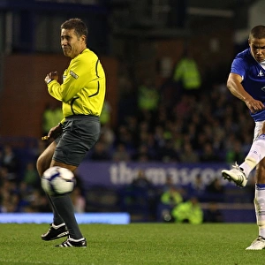 Jack Rodwell Scores Everton's Second Goal in UEFA Europa League: Everton 2-0 SK Sigma Olomouc