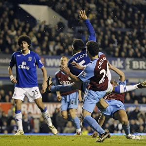 Joleon Lescott Scores Everton's Second Goal Against Aston Villa (7/12/08, Goodison Park)