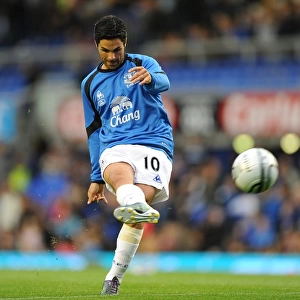 Mikel Arteta's Intense Focus: Everton's Pre-Match Training Before Carling Cup Showdown against Huddersfield Town at Goodison Park