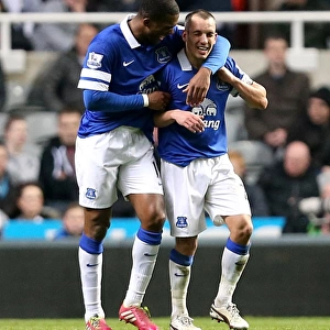 Osman and Distin: Everton's Triumphant Goal Celebration vs. Newcastle United (3-0 BPL Victory, 2013-14)