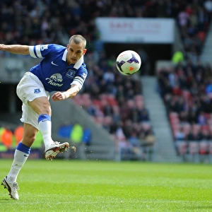 Osman's Stunner: Everton Takes the Lead in Dramatic Premier League Clash vs. Sunderland (12-04-2014)