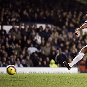 Tim Cahill Scores Everton's Fourth Goal: Everton 4-0 Sunderland, Barclays Premier League, Goodison Park, 24/11/07