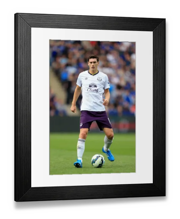 Framed Print : Gareth Barry in Action: Everton vs Leicester City at King Power Stadium, Barclays Premier League Framed Print : Gareth Barry in Action: Everton vs Leicester City at King Power Stadium, Barclays Premier League