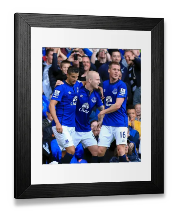 Framed Print : Naismith Scores Second Goal: Everton's Upset Against Arsenal at Goodison Park, Barclays Premier League Framed Print : Naismith Scores Second Goal: Everton's Upset Against Arsenal at Goodison Park, Barclays Premier League