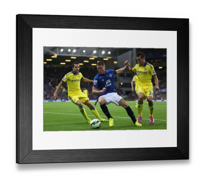 Framed Print : Clash at Goodison Park: Azpilicueta, Fabregas vs McCarthy - Everton vs Chelsea, Premier League Framed Print : Clash at Goodison Park: Azpilicueta, Fabregas vs McCarthy - Everton vs Chelsea, Premier League