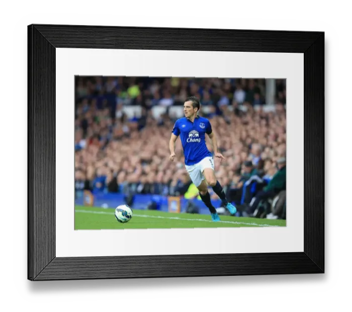 Framed Print : Everton vs Chelsea Showdown: Leighton Baines in Action at Goodison Park Framed Print : Everton vs Chelsea Showdown: Leighton Baines in Action at Goodison Park