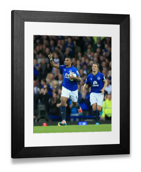 Framed Print : Eto'o Hat-Trick: Everton's Triumphant 3-1 Win Over Chelsea in the Premier League Framed Print : Eto'o Hat-Trick: Everton's Triumphant 3-1 Win Over Chelsea in the Premier League