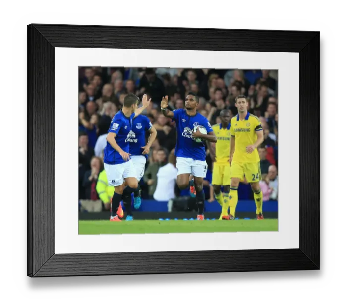 Framed Print : Eto'o's Hat-Trick: Everton's Triumphant 3-0 Victory Over Chelsea Framed Print : Eto'o's Hat-Trick: Everton's Triumphant 3-0 Victory Over Chelsea