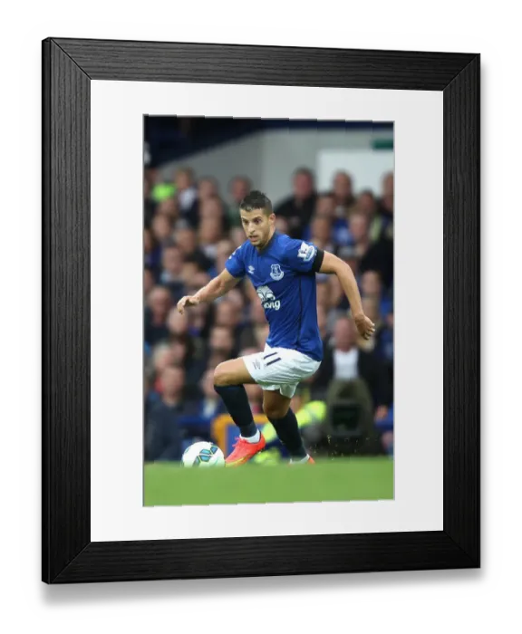 Framed Print : Kevin Mirallas in Action: Everton vs Chelsea, Premier League Showdown at Goodison Park