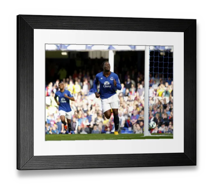 Framed Print : Romelu Lukaku Scores the Opener: Everton's Exhilarating Win Against Crystal Palace (Barclays Premier League, Goodison Park)