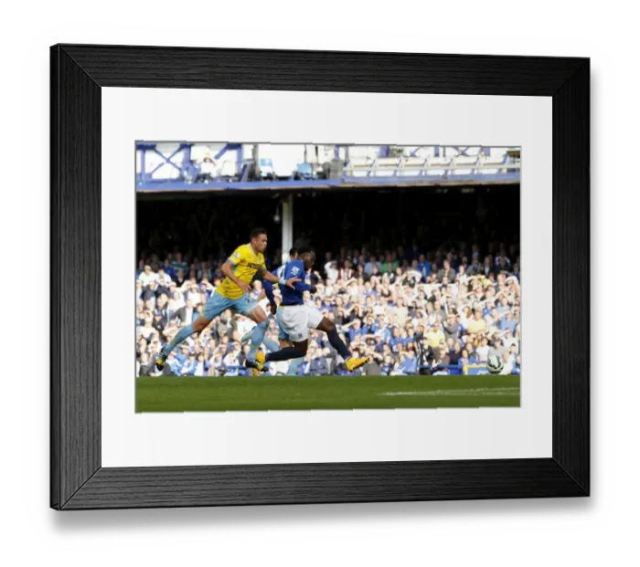 Framed Print : Romelu Lukaku Scores First Goal: Everton's Thrilling Victory over Crystal Palace in the Premier League Framed Print : Romelu Lukaku Scores First Goal: Everton's Thrilling Victory over Crystal Palace in the Premier League