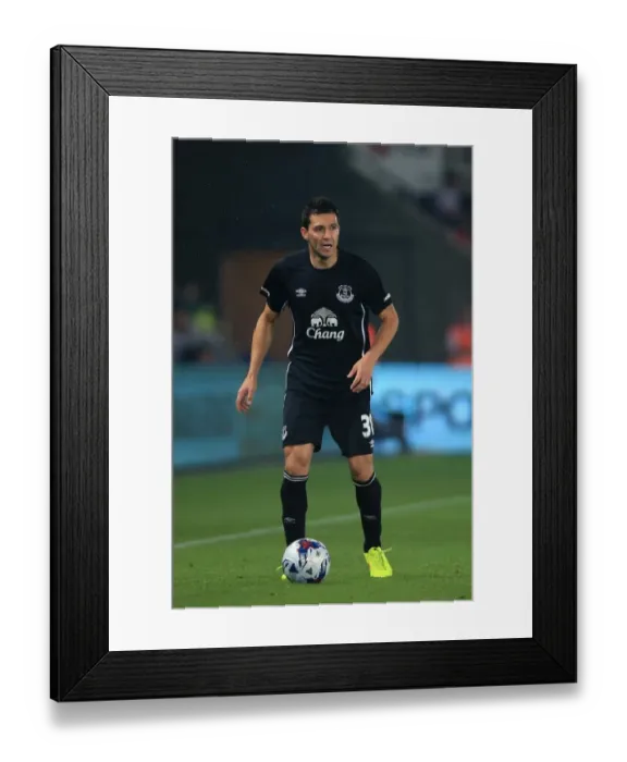 Framed Print : Alcaraz in Action: Everton vs Swansea, Capital One Cup Third Round