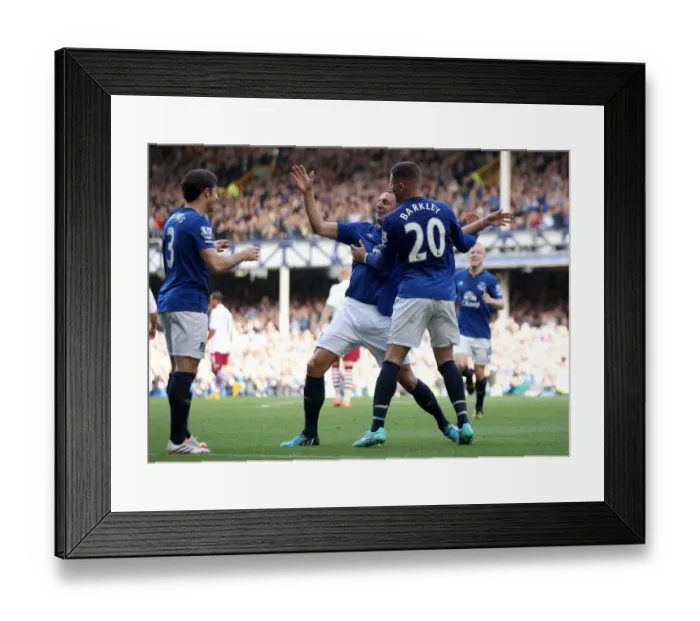 Framed Print : Phil Jagielka's Thriller: Everton's Premier League Opener Against Aston Villa at Goodison Park