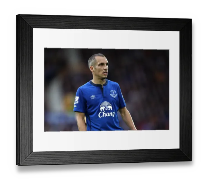 Framed Print : Leon Osman at Goodison Park: Everton vs Aston Villa - Barclays Premier League Showdown