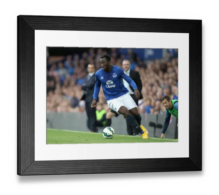 Framed Print : Romelu Lukaku's Thrilling Performance: Everton vs Aston Villa, Premier League - Goodison Park