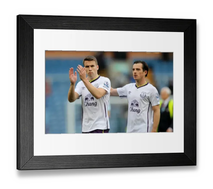 Framed Print : Coleman and Baines in Action: Everton vs. Burnley, Barclays Premier League (2014) Framed Print : Coleman and Baines in Action: Everton vs. Burnley, Barclays Premier League (2014)