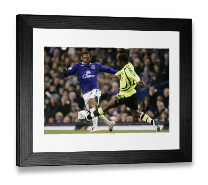 Framed Print : Manuel Fernandes vs. Shaun Wright-Phillips: A Battle at Goodison Park, Everton vs. Chelsea, Barclays Premier League, 17th April 2008