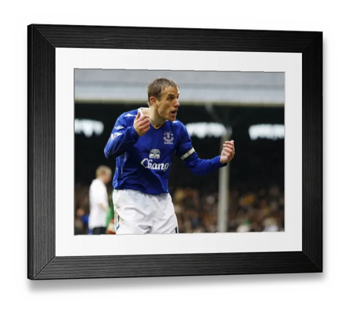 Framed Print : Phil Neville in Action: Fulham vs. Everton, Barclays Premier League, 2008 Framed Print : Phil Neville in Action: Fulham vs. Everton, Barclays Premier League, 2008