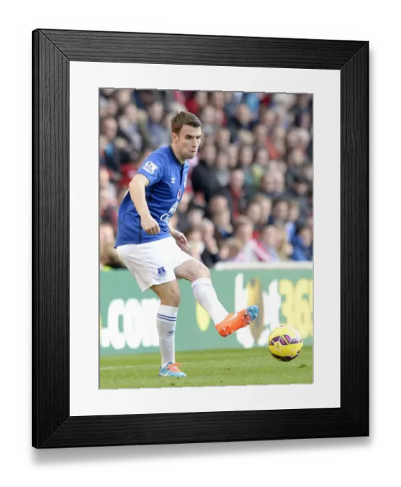 Framed Print : Seamus Coleman in Action: Everton vs. Sunderland, Premier League 2014 Framed Print : Seamus Coleman in Action: Everton vs. Sunderland, Premier League 2014