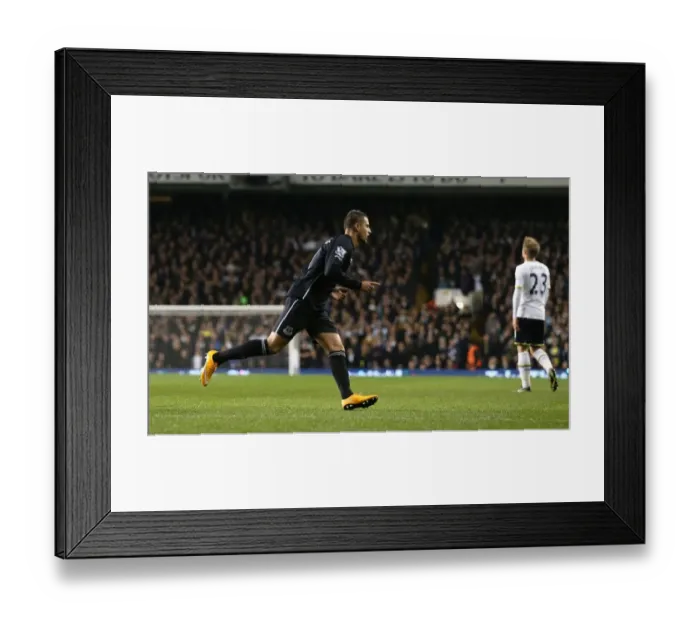 Framed Print : Mirallas's Strike: Everton's Thrilling First Goal Against Tottenham in Premier League Clash Framed Print : Mirallas's Strike: Everton's Thrilling First Goal Against Tottenham in Premier League Clash