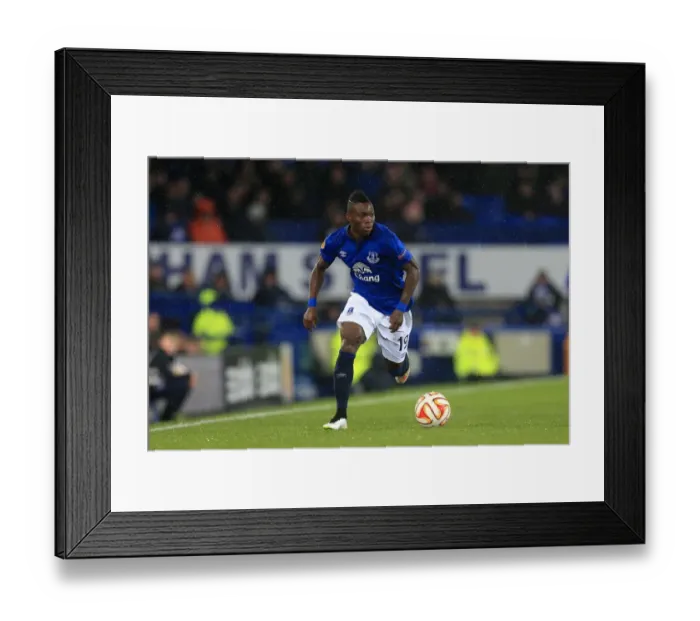 Framed Print : Everton's Christian Atsu in Action: Everton vs FK Krasnodar, UEFA Europa League - Goodison Park Framed Print : Everton's Christian Atsu in Action: Everton vs FK Krasnodar, UEFA Europa League - Goodison Park
