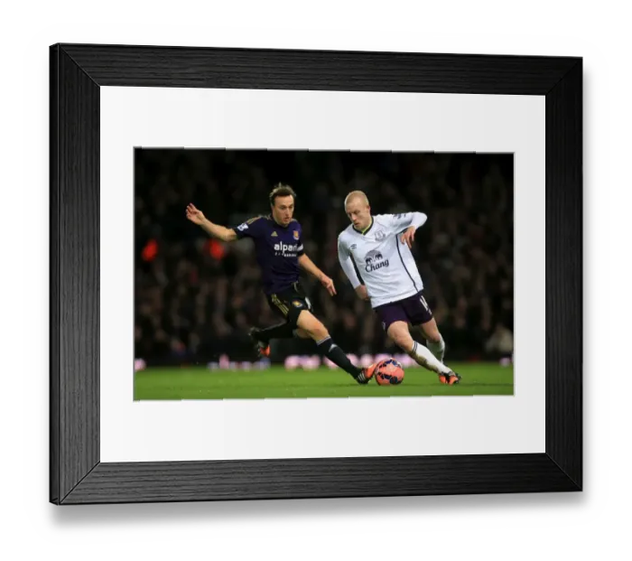 Framed Print : FA Cup - Third Round - Replay - West Ham United v Everton - Upton Park