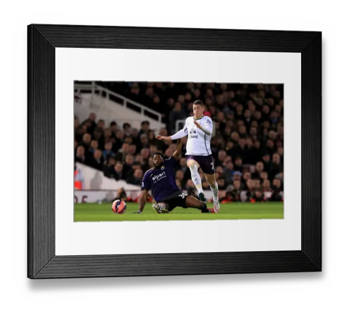 Framed Print : Battling for the FA Cup: A Clash between Ross Barkley and Alex Song