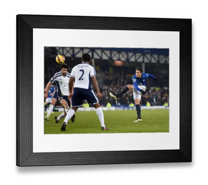 Framed Print : Muhamed Besic's Goal Attempt: Everton vs. West Bromwich Albion, Premier League Framed Print : Muhamed Besic's Goal Attempt: Everton vs. West Bromwich Albion, Premier League