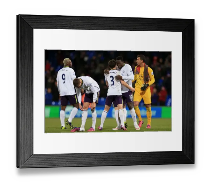 Framed Print : Everton's Triumph: Lukaku and Baines in Unified Victory Celebration at Selhurst Park