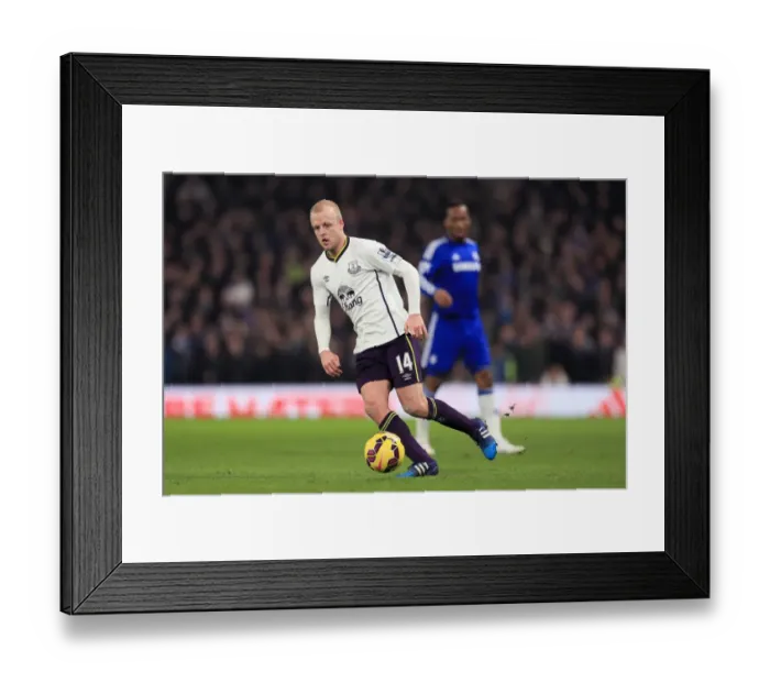Framed Print : Naismith vs. Chelsea: Everton's Star Forward Faces Off at Stamford Bridge Framed Print : Naismith vs. Chelsea: Everton's Star Forward Faces Off at Stamford Bridge
