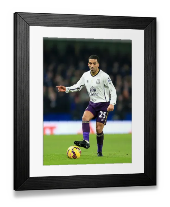 Framed Print : Charging Ahead: Aaron Lennon's Thrilling Sprint at Stamford Bridge - Everton vs. Chelsea, Premier League Framed Print : Charging Ahead: Aaron Lennon's Thrilling Sprint at Stamford Bridge - Everton vs. Chelsea, Premier League