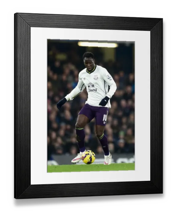 Framed Print : Romelu Lukaku's Homecoming: Chelsea vs. Everton - Premier League Clash at Stamford Bridge