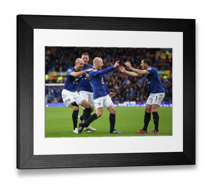 Framed Print : Barclays Premier League - Everton v Leicester City - Goodison Park Framed Print : Barclays Premier League - Everton v Leicester City - Goodison Park