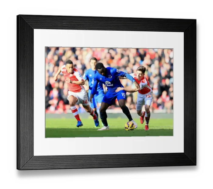 Framed Print : Barclays Premier League - Arsenal v Everton - Emirates Stadium Framed Print : Barclays Premier League - Arsenal v Everton - Emirates Stadium