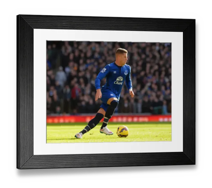 Framed Print : Ross Barkley in Action: Everton vs. Arsenal, Barclays Premier League, Emirates Stadium Framed Print : Ross Barkley in Action: Everton vs. Arsenal, Barclays Premier League, Emirates Stadium