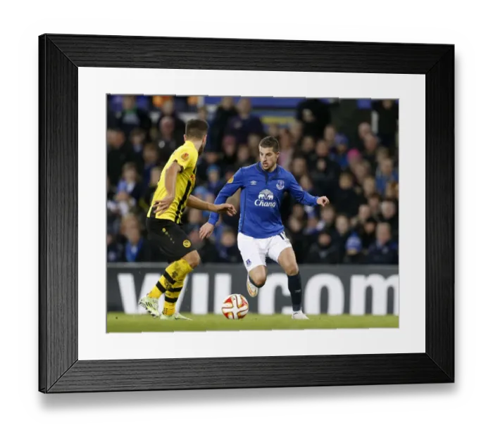 Framed Print : Everton's Kevin Mirallas Fights in Europa League Clash against BSC Young Boys at Goodison Park