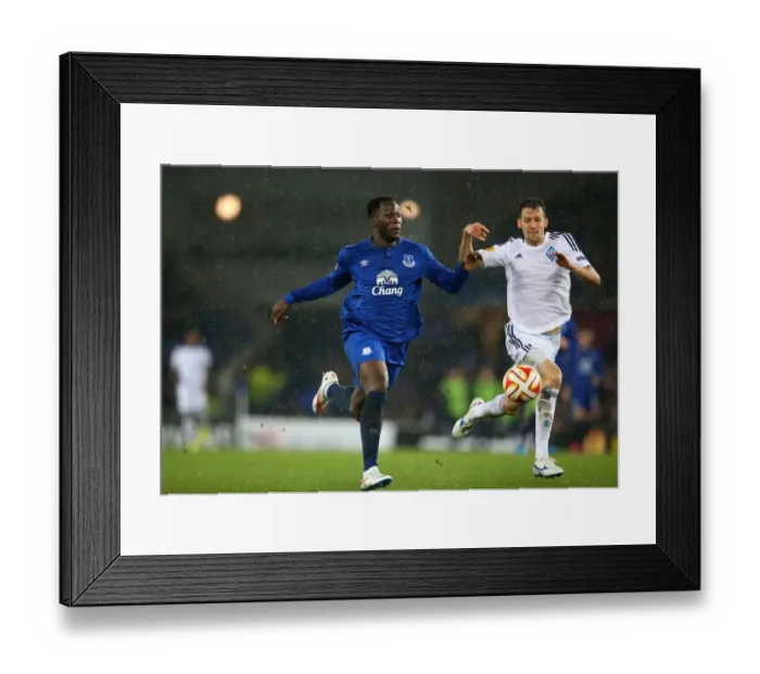 Framed Print : A Battle for the Ball: Everton vs Dynamo Kiev in Europa League Round of 16, First Leg (Goodison Park) Framed Print : A Battle for the Ball: Everton vs Dynamo Kiev in Europa League Round of 16, First Leg (Goodison Park)