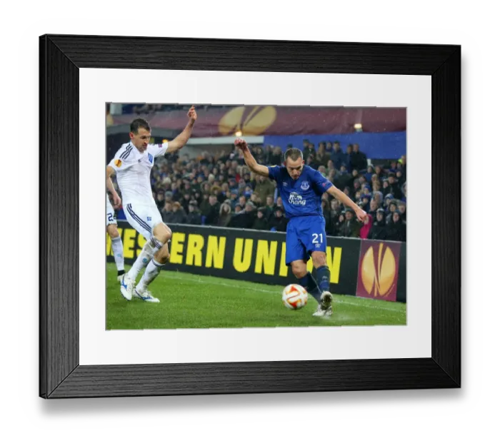 Framed Print : Leon Osman and Everton Kick Off Europa League Campaign Against Dynamo Kiev at Goodison Park