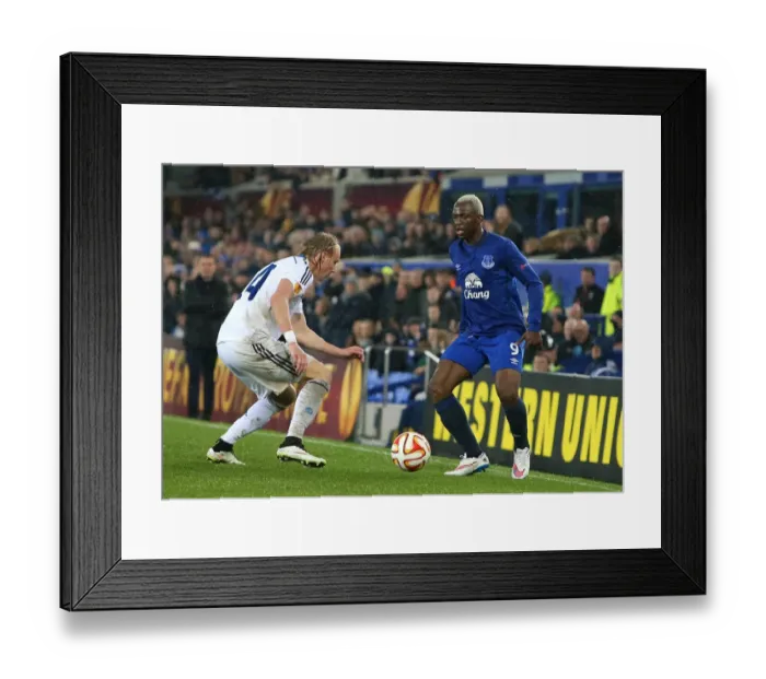 Framed Print : Everton vs Dynamo Kiev Showdown: Arouna Kone vs Domagoj Vida in UEFA Europa League Round of 16 Framed Print : Everton vs Dynamo Kiev Showdown: Arouna Kone vs Domagoj Vida in UEFA Europa League Round of 16