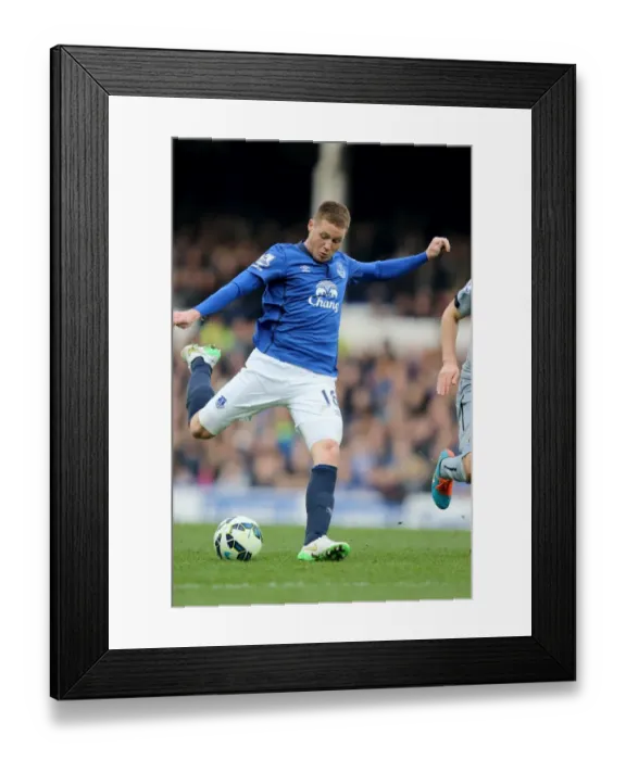 Framed Print : James McCarthy Scores the Opener: Everton vs Newcastle United, Barclays Premier League - Goodison Park